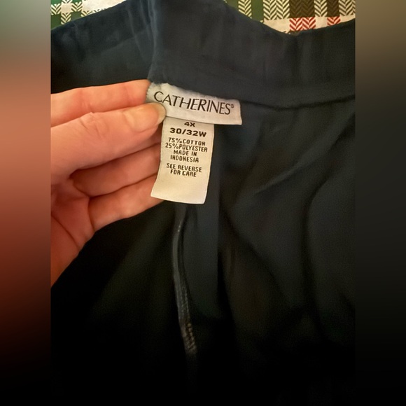 Catherine’s Women’s Plus Size Pants Velvet Size 4X 30/32W NWT - Picture 2 of 2